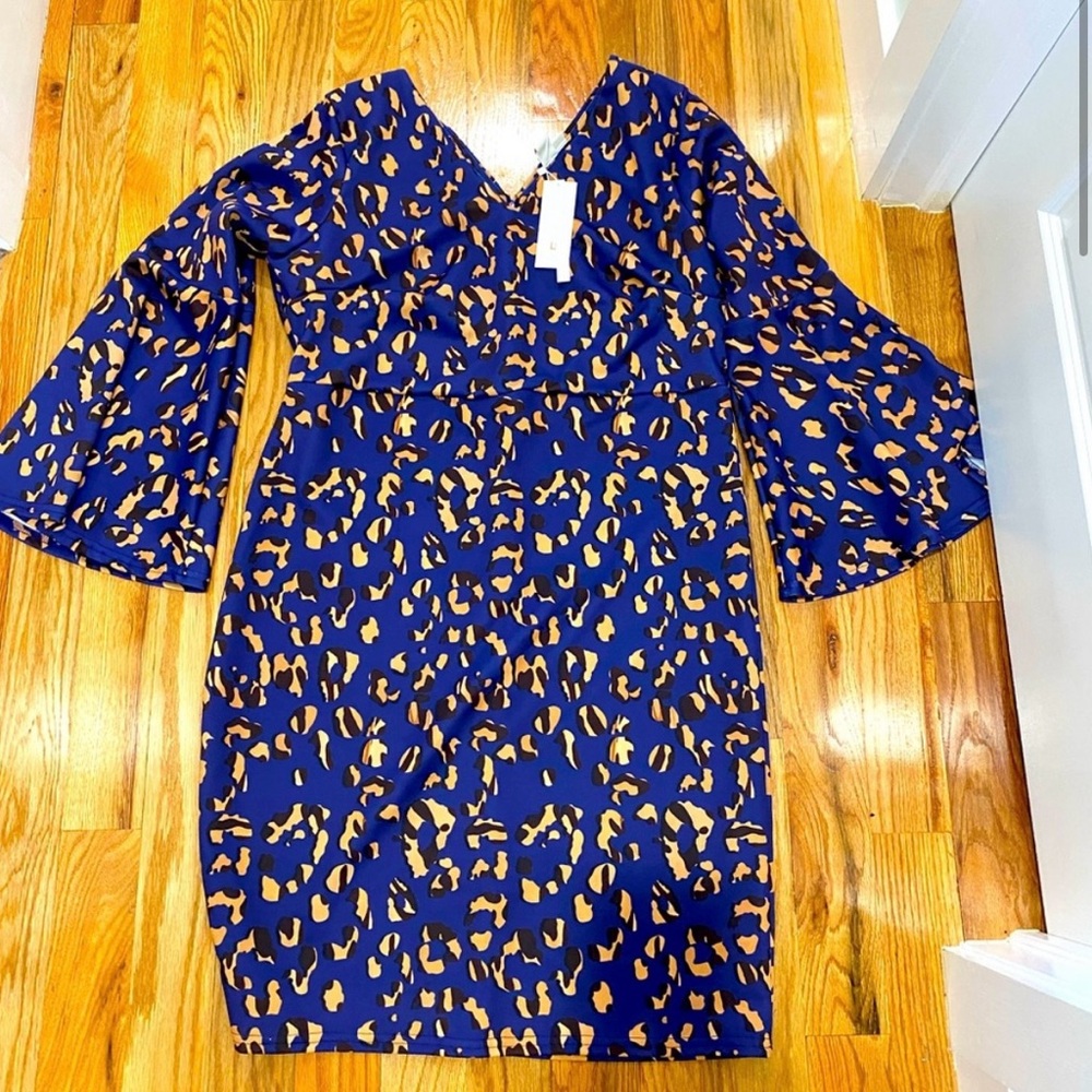 COPY - Lost Ink Blue and Tan Patterned Apparel